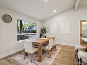 13209 69th Avenue NE, Kirkland WA 98034