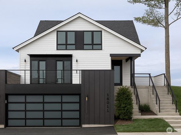 18011 4th Avenue NW, Shoreline WA 98177