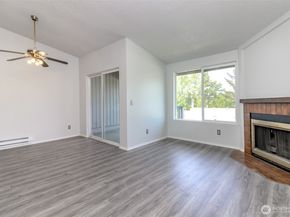 4002 S 158th Street F, Tukwila WA 98188