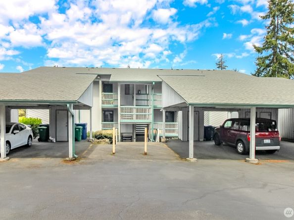 4002 S 158th Street F, Tukwila WA 98188