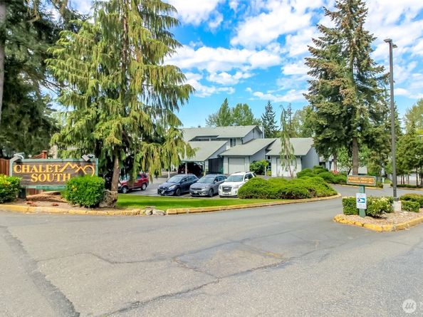 4002 S 158th Street F, Tukwila WA 98188