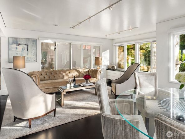 1615 39th Avenue E, Seattle WA 98112