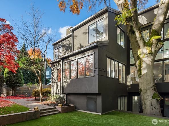 1615 39th Avenue E, Seattle WA 98112