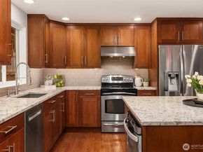 1816 171st Place SE, Bothell WA 98012