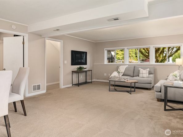1816 171st Place SE, Bothell WA 98012
