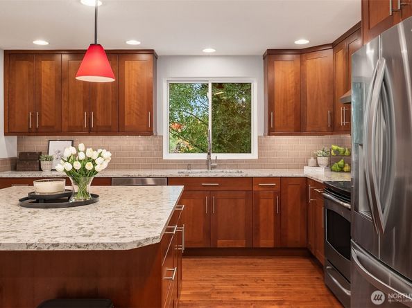 1816 171st Place SE, Bothell WA 98012