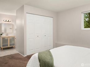1816 171st Place SE, Bothell WA 98012