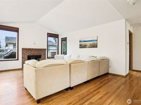 20403 63rd Place W, Lynnwood WA 98036