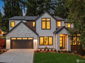 10620 NE 28th Place, Bellevue WA 98004