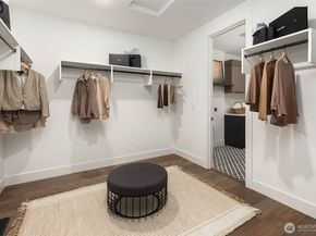 10620 NE 28th Place, Bellevue WA 98004