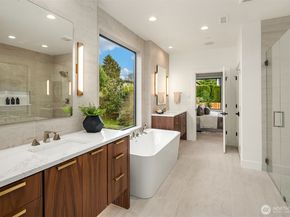 520 7th Street S, Kirkland WA 98033