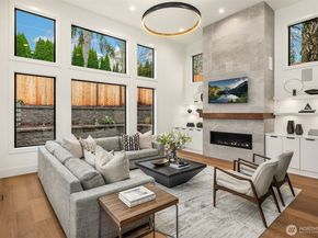 520 7th Street S, Kirkland WA 98033