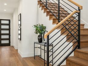 520 7th Street S, Kirkland WA 98033