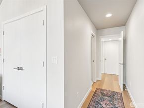 7514 43rd Avenue S B, Seattle WA 98118