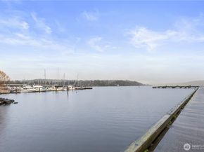 6121 NE 175th Street A402, Kenmore WA 98028