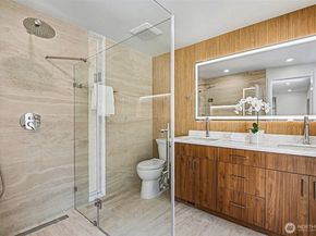 6560 W Mercer Way, Mercer Island WA 98040