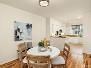 16125 Juanita Woodinville Way NE 414, Bothell WA 98011