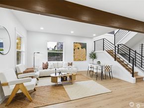 4002 Courtland Place S, Seattle WA 98118