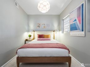 1136 13th Avenue Avenue 305, Seattle WA 98122