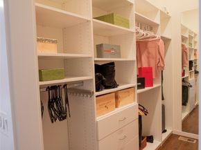 907 Broadway E, Seattle WA 98102