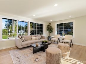 17222 58th Avenue W, Lynnwood WA 98037