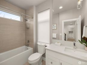 315 State Street S 21, Kirkland WA 98033