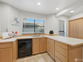 1800 Mill Creek Road 8B, Mill Creek WA 98012