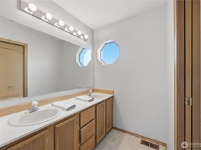 1800 Mill Creek Road 8B, Mill Creek WA 98012