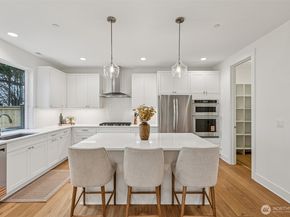 22216 98th Avenue W, Edmonds WA 98020