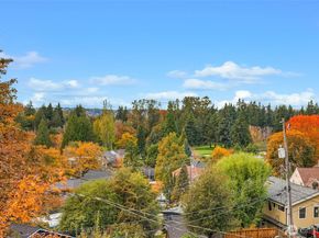 811 33rd Avenue E, Seattle WA 98112