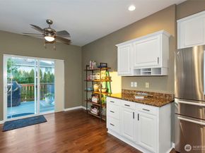 6006 Osprey Circle, Bremerton WA 98312