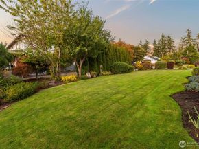 6006 Osprey Circle, Bremerton WA 98312