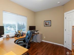 6006 Osprey Circle, Bremerton WA 98312
