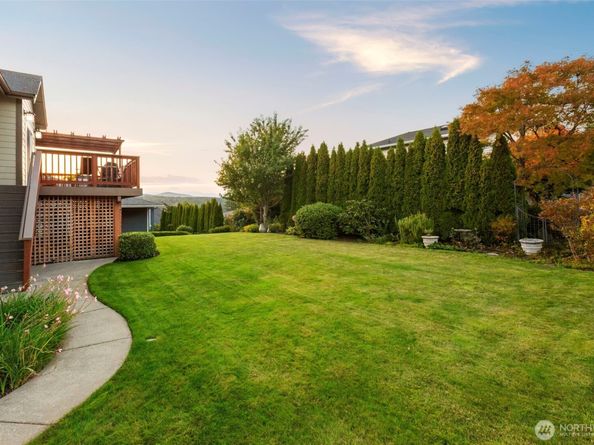6006 Osprey Circle, Bremerton WA 98312