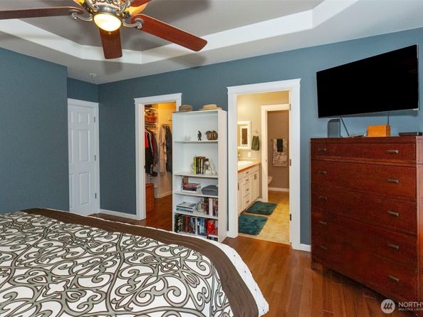 6006 Osprey Circle, Bremerton WA 98312