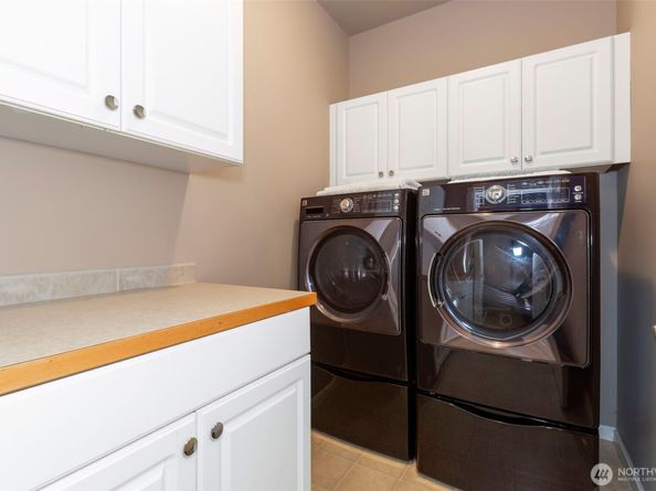 6006 Osprey Circle, Bremerton WA 98312