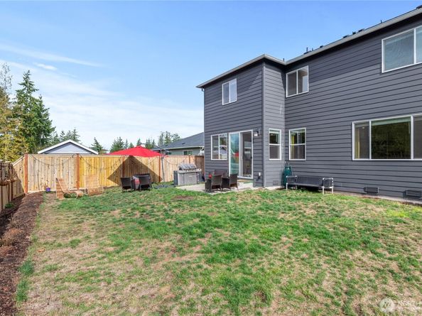 925 Panoramic Loop, Bremerton WA 98312