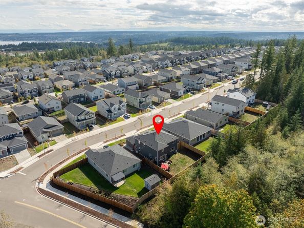 925 Panoramic Loop, Bremerton WA 98312