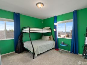 925 Panoramic Loop, Bremerton WA 98312