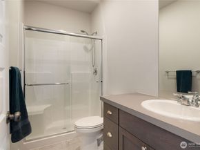 925 Panoramic Loop, Bremerton WA 98312