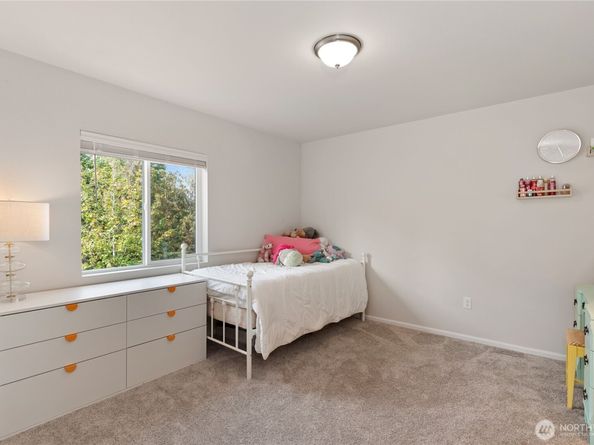 925 Panoramic Loop, Bremerton WA 98312
