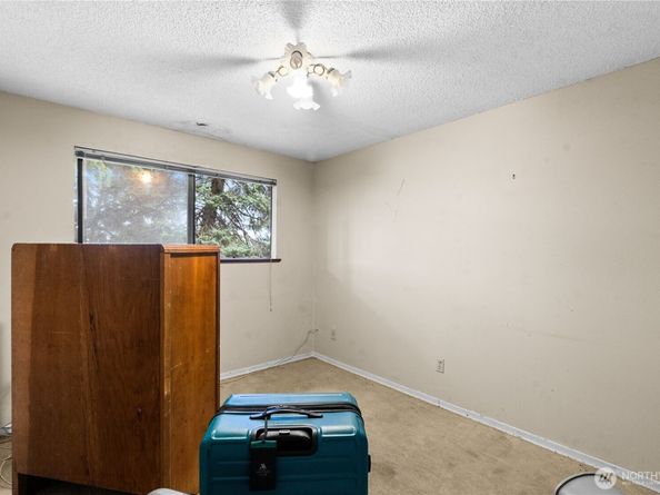 6123 110th Avenue SE, Bellevue WA 98006