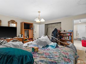6123 110th Avenue SE, Bellevue WA 98006