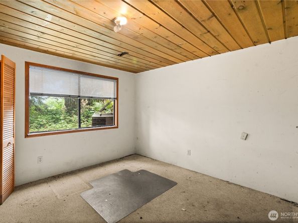 6123 110th Avenue SE, Bellevue WA 98006