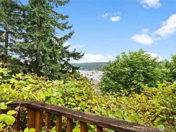 6123 110th Avenue SE, Bellevue WA 98006