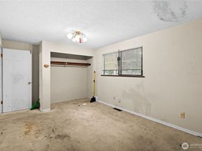 6123 110th Avenue SE, Bellevue WA 98006
