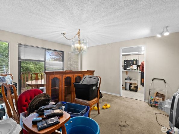 6123 110th Avenue SE, Bellevue WA 98006
