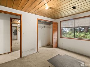 6123 110th Avenue SE, Bellevue WA 98006