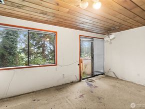 6123 110th Avenue SE, Bellevue WA 98006