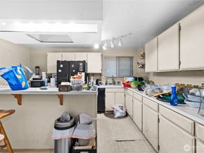 6123 110th Avenue SE, Bellevue WA 98006